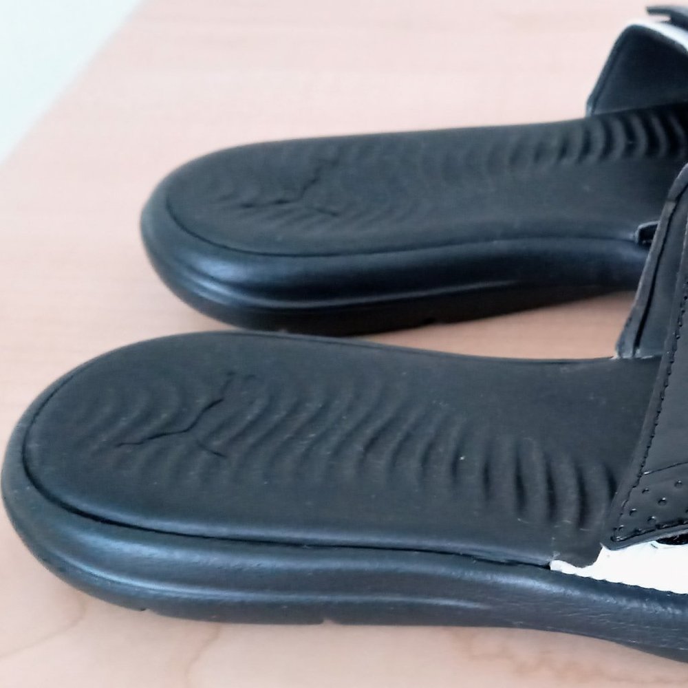Puma Slides - Picture 3 of 7